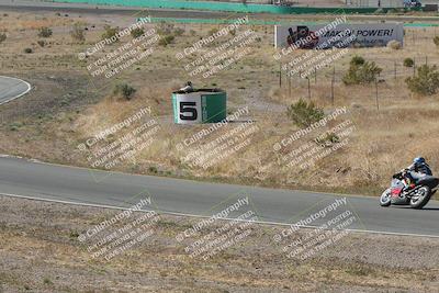 media/Apr-20-2025-AHRMA (Sun) [[393a79c373]]/Race/Group 11 early race/Turn 4b/